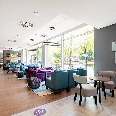Express - Centre Hotel